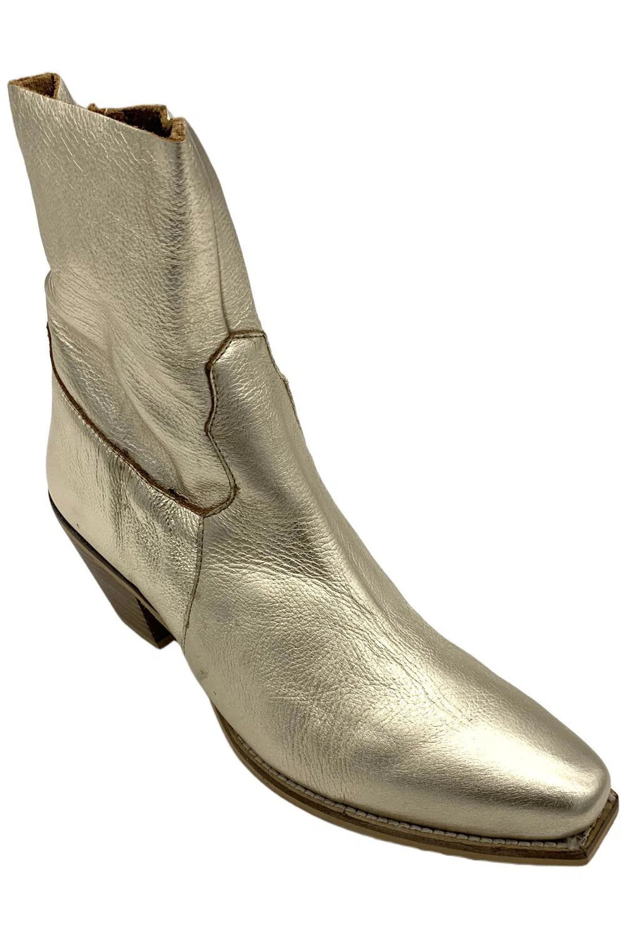 Very Volatile Women's Lariat Boots Gold - Medium